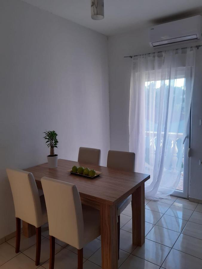Apartment Luka บาร์บินเย ภายนอก รูปภาพ