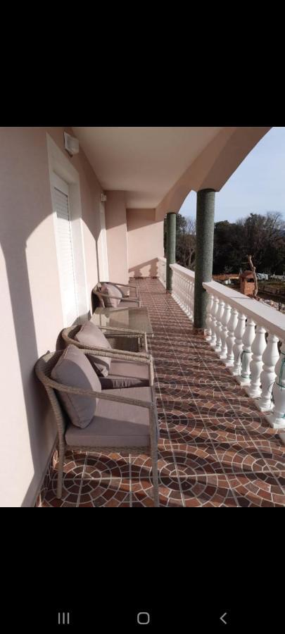 Apartment Luka บาร์บินเย ภายนอก รูปภาพ